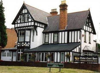 The Tudor Court Hotel Solihull Luaran gambar